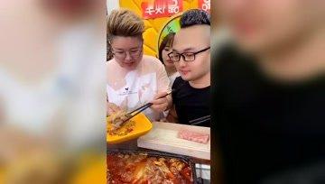 娱乐吃瓜酱厨师